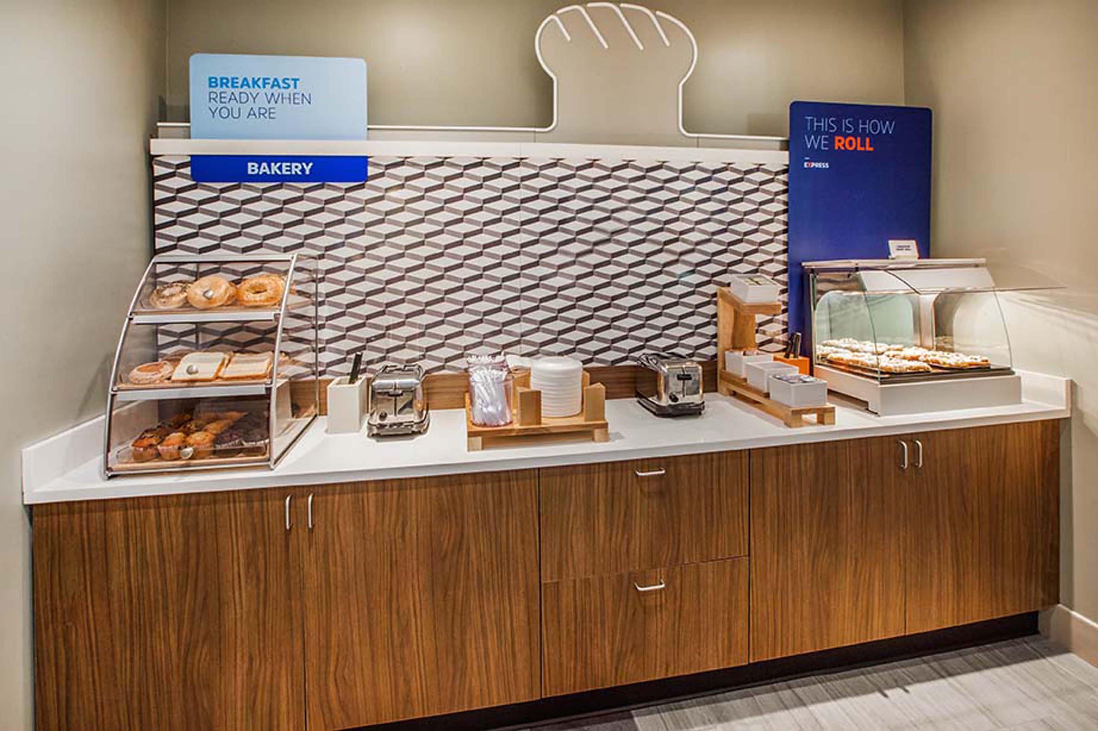 Holiday Inn Express Hotel & Suites Orlando East-Ucf Area By Ihg Alafaya Eksteriør bilde