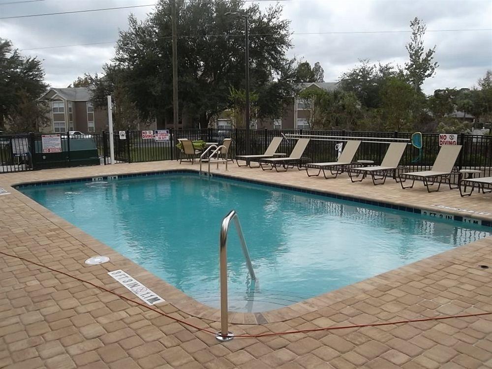 Holiday Inn Express Hotel & Suites Orlando East-Ucf Area By Ihg Alafaya Eksteriør bilde
